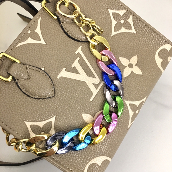 ルイヴィトンバッグ素材ディテール